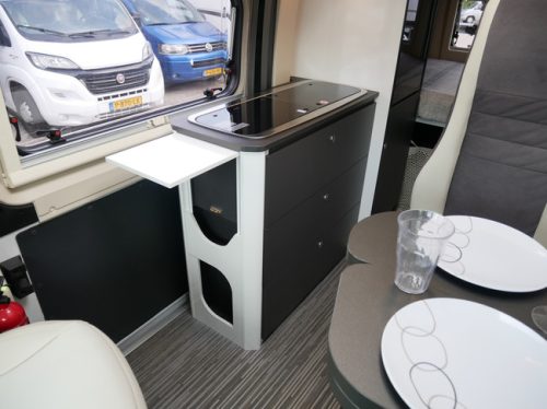 McLouis Menfys 3, 9-Speed Automatic, 6 Meter Van conversion!! photo: 11