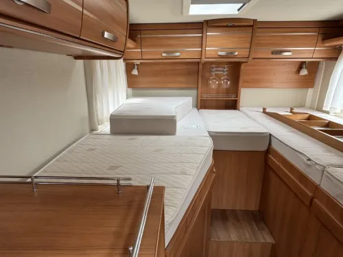 Hymer Van 520 S Single beds space wonder photo: 17