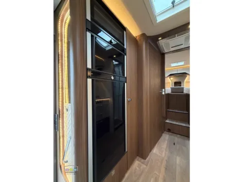 Hymer B ML I 780 NL+NAP Very Complete photo: 10