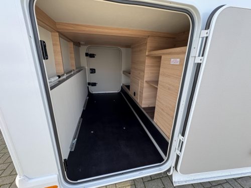 Knaus L!ve Wave 700 MEG  photo: 22