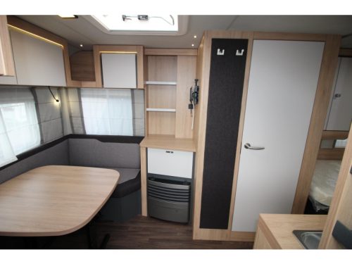 Knaus Sport 460 EU Single beds & GFK roof! photo: 5
