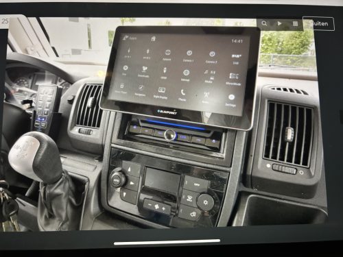 Blaupunkt Hamburg 990 DAB Navigation plus radio Blaupunkt Hamburg 990 DAB Navigation automobile.