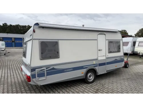 Fendt Saphir 470 TF French bed dinette toilet photo: 12