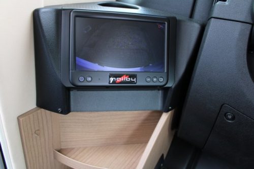 Robust AUTOMATIC 180 hp Malibu I 490 LE by Carthago lift and single length beds (124 photo: 23