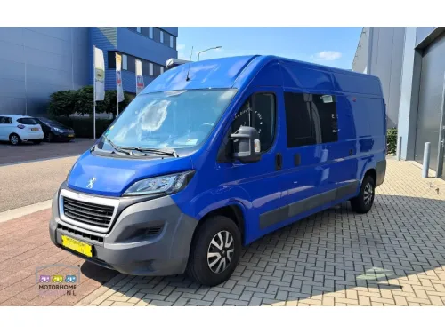 Peugeot Boxer Solar panel / Single beds  photo: 4