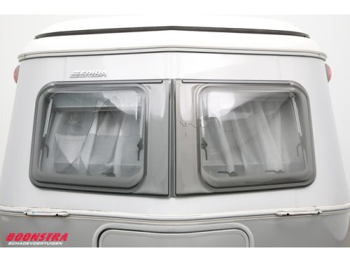 Eriba Touring 430 **NEW/NEU** Awning Transverse bed LMV photo: 12