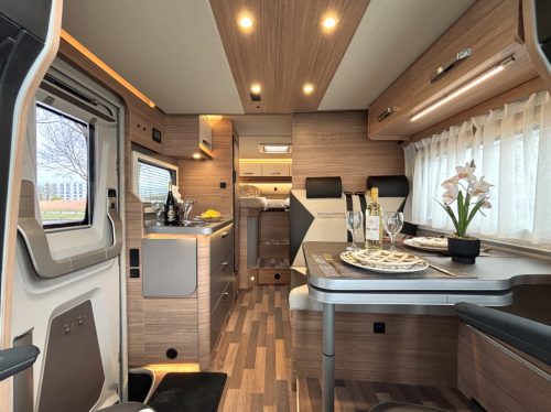 Weinsberg CaraLoft 640 MERCEDES AUTOMATIC SINGLE BEDS POP-TOP ROOF photo: 19