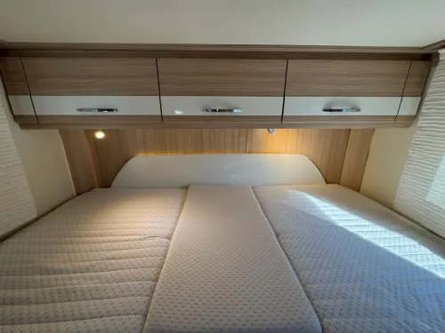 B&uuml;rstner Travel Van Single beds Garage  photo: 18