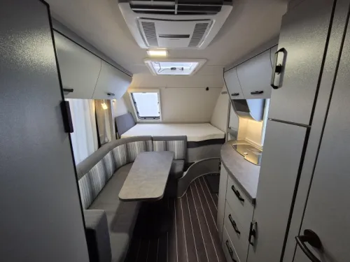 Knaus Sport en Fun 480 QL mover, air conditioning, air tent photo: 9