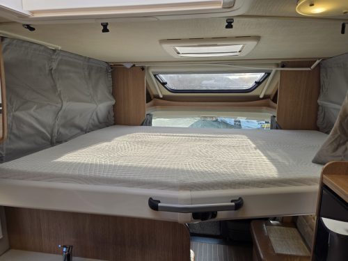 Sunlight T69i 2018 Fiat 150 hp Queensbed photo: 23