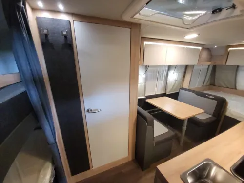 Knaus Sport Platinum 500 QDK Platinum pakket,stapelbed  foto: 9