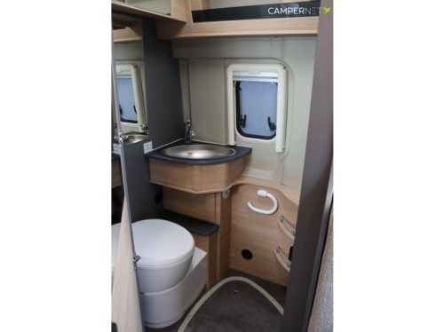 P&ouml;ssl Trenta 640 180hp Automatic | Single beds | Swing bike rack | Roof air conditioning | Zenec Multimedia system | Construct lock | Awning | photo: 18