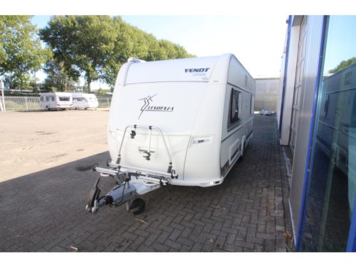 Fendt Tendenza 495 SF Mover Thule 6300 Bicycle rack photo: 4