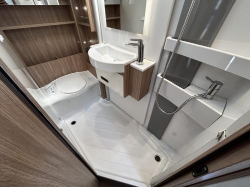 B&uuml;rstner Limited T 660 Franz&ouml;sisches Bett/Automatik/2023 Foto: 12