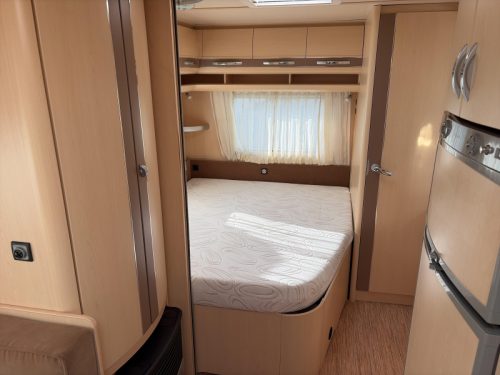 Hobby Vip 645 Awning photo: 2
