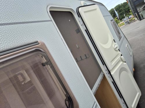 Dethleffs 450 Tourist Light year of manufacture. 2006 TOP condition ! with neat Awning ! photo: 5