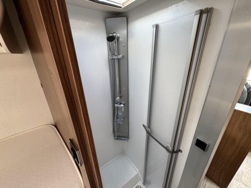 Pilote Essentiel P 700 Einzelbetten 2018 neu  Foto: 19