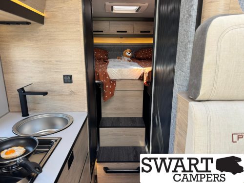 Weinsberg CaraCompact 600 MEG Edition [pepper] photo: 21