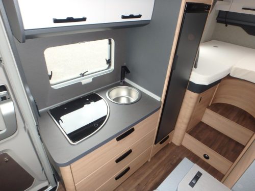 Knaus L!ve Ti 650 MEG Offer Camper Rental photo: 14