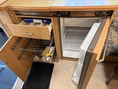 TEC Travel King 390 ATF SITZGRUPPE FESTBETT VORZELT Foto: 10