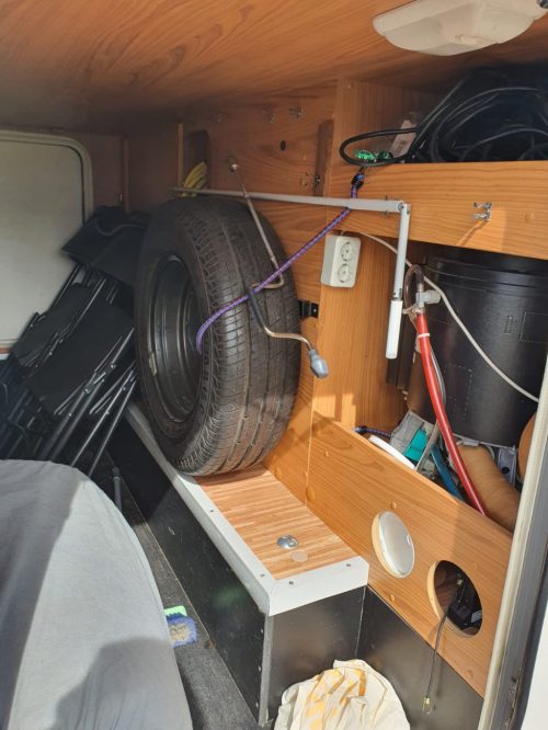 Fiat Ducato B&uuml;rstner Aviano i 650, 2 paneles solares Control de crucero Aire acondicionado de techo foto: 14