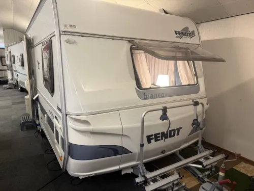 Fendt Bianco 470 TFB FRENCH BED CIRCULAR SEATING AWNING photo: 2