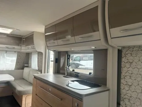 Dethleffs Nomad Avantgarde 510 LE MOVER+AWNING+AIRCO photo: 7