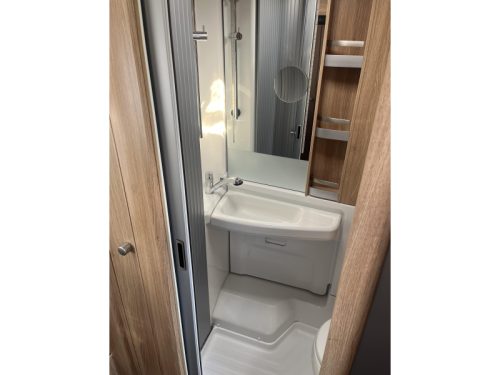 Knaus Sky TI 650 MEG Platinum Selection - Roof air conditioning - Solar panel  photo: 18
