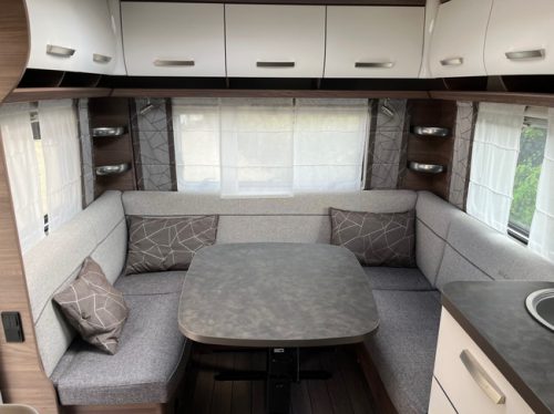 Knaus 450 Fu Sport Franz&ouml;sisches Bett, Rangierhilfe, Klimaanlage, Neuzustand! Foto: 8
