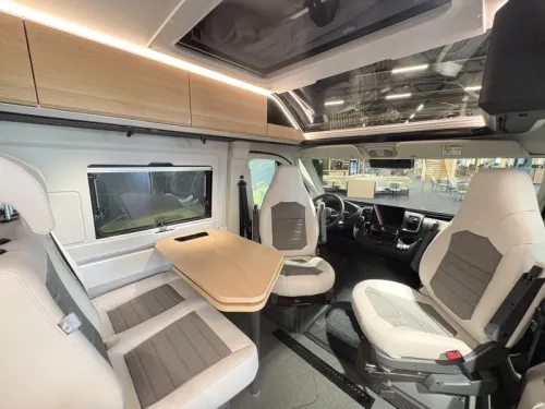 Adria Twin 640 SGX 60 years / Toit relevable autom. photo : 12