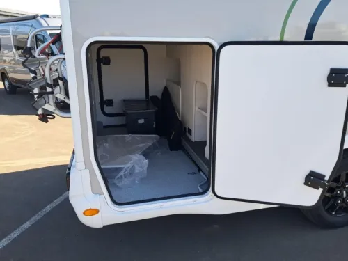 Chausson 777 Premium Etappe Line 8 speed auto. photo: 23