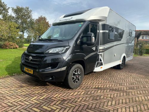Su T68 Adventure Edition, automatic, TV + sat, single beds and pop-top roof photo: 2