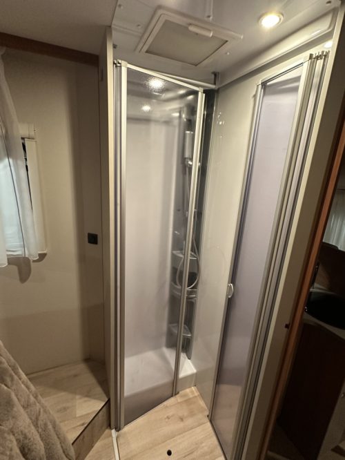 DETHLEFFS TREND T 7057 photo: 17