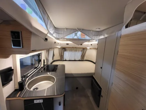 Eriba Touring 530 Silver Edition, komplett Foto: 10