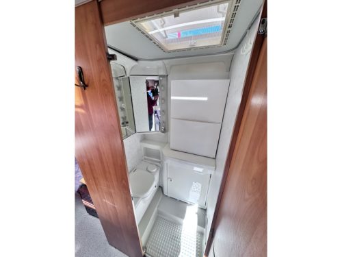 Hymer B 534 Original NL, Rundsitzgruppe Foto: 17