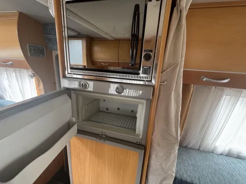 Chausson Alegro 67 Mit Franz&ouml;sisches Bett und Tempomat Foto: 12