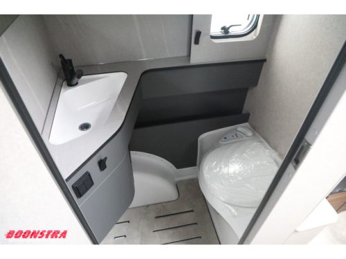 Eriba Novaline 442 Awning Floor heating LMV Single beds Dinette photo: 16