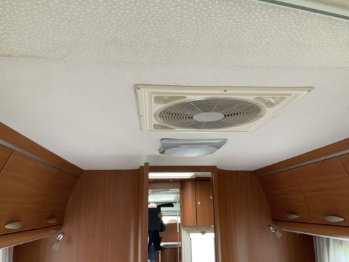 Chausson Allegro 96 &ndash; single beds low, toilet and shower room at the rear, very neat Motorhome year of manufacture. 2009 Motorhome centrum On The Road  photo: 20