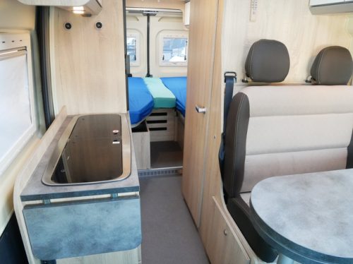 Clever 6.40 Mtr Buscamper, Maxi Chassis, Low Single Beds!! photo: 11