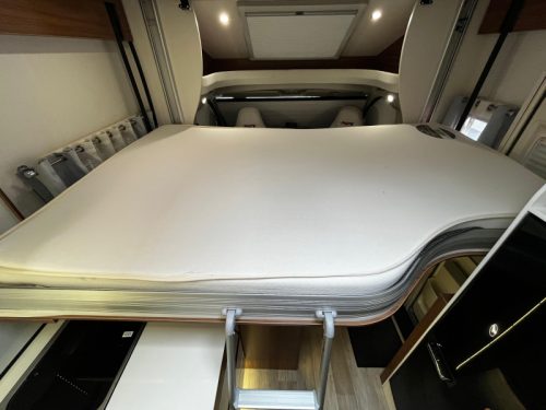 Pilote P 706 GJ Motorhome, 4 berths photo: 13