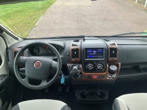 B&uuml;rstner Ixeo IT 700 2.3 MultiJet 130 PK, Queensbed, Zij-bank, Draaistoelen, Bj.2012 &bdquo;Ihr Wohnmobil-Verkaufsvermittler Camper centrum on the road foto: 31