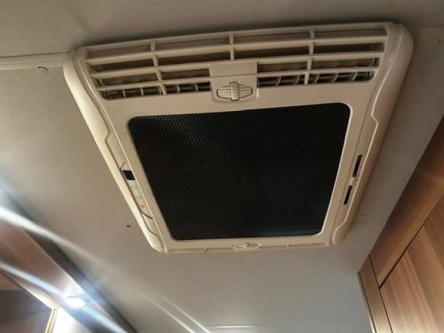 Weinsberg CaraOne Edition HOT 420 QD Klimaanlage, Rangierhilfe, Markise  Foto: 7