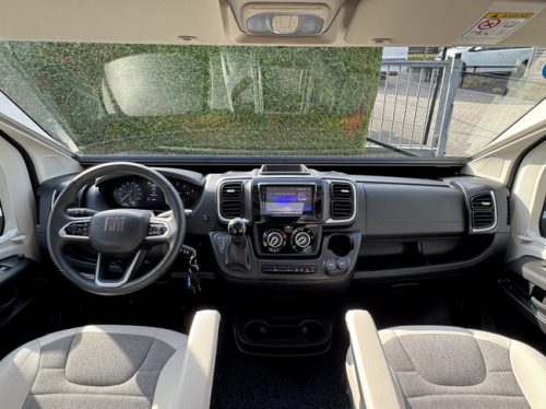 Adria Twin 640 SGX 60 Years Edition 140 hp AUTOMATIC 8-Speed Euro6 Fiat Ducato 9 Maxi **Single beds height adjustable/4 seats photo: 6