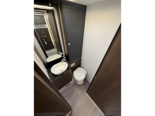 Adria Matrix Supreme 670 DL Automatic - 180HP - 44H photo: 22