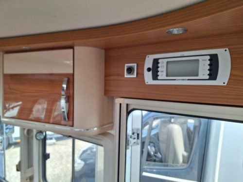 Hymer B614 SL Star Edition 3.0 L 160 CV+DB CHA&Icirc;NE photo: 13