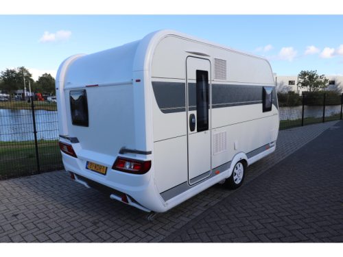 Hobby De Luxe 400 SFE Mover / Awning photo: 1