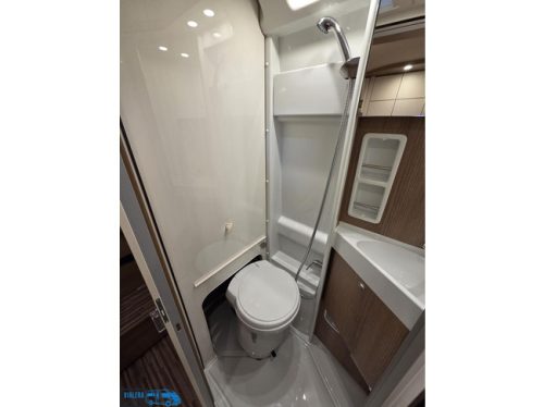Carthago Malibu Van Charming 640 LE GT photo: 23