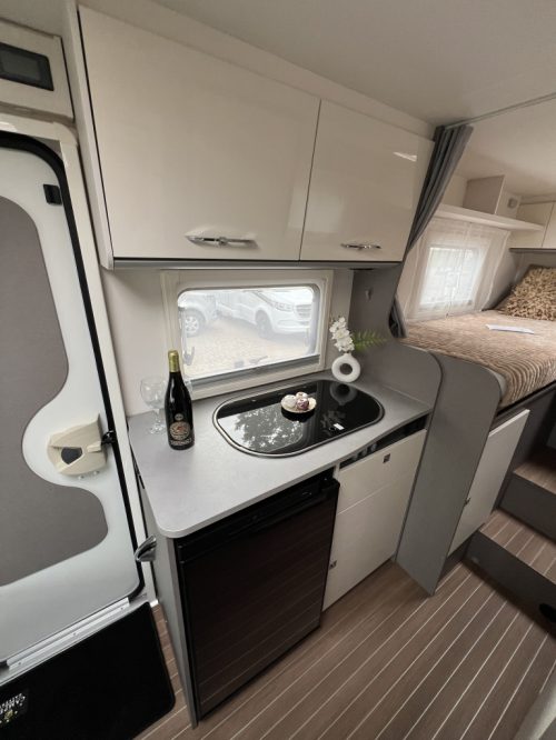 Etrusco V 6.6 SF AUTOMATIC SINGLE BEDS+REAR LOUNGE AIR SUSPENSION photo: 4