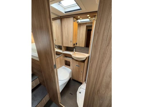 Hymer MLT 580 V6 190PK Einzelbetten LED 2 Solarpaneele Foto: 17