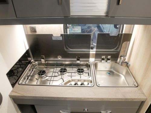 Hobby De Luxe 460 SFF Model 2027 photo: 4